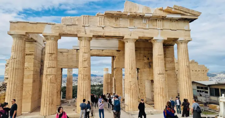 Acropolis Premium 2-Hour Small-Group Tour (Max 12 Guests)