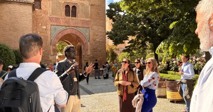 Alrededores de la Alhambra: historia, arquitectura y leyendas