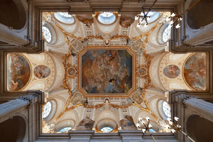 Visita guiada en el Palacio Real de Madrid en grupo reducido max 8 personas