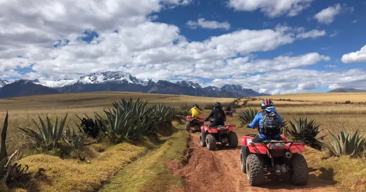 Recorre los Andes: medio día en quad por Moray y Maras
