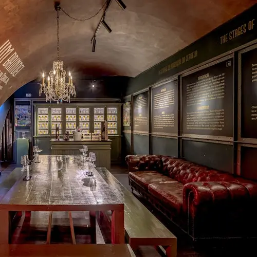 Beer Museum Lisbon: Small Group Guided Tour + Food & Beer Tastings