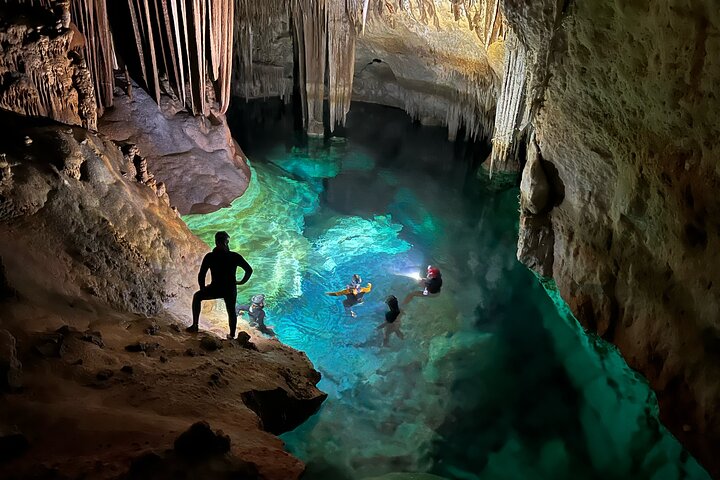 TOUR PREMIUM: Disfruta de cuevas acuáticas con guías espeleólogos