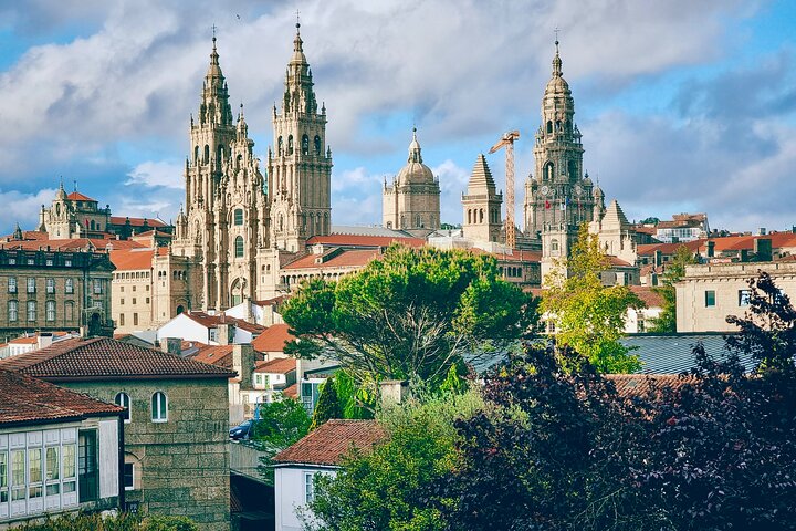 Tour a Pie Histórico por Santiago de Compostela en Grupo Reducido