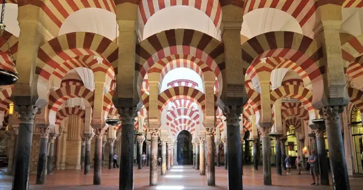 Desde Sevilla: tour de día completo a Córdoba y la Mezquita-Catedral