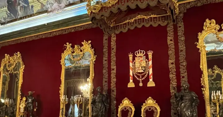 Madrid: Royal Palace Guided Tour & Skip-the-Line Entry