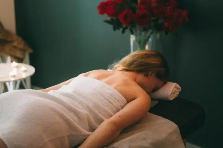 Budapest: Day Spa - Massage