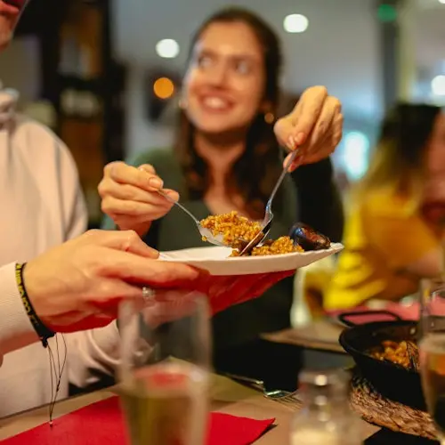 Barcelona: Gothic Quarter & El Born Guided Tapas Tour with Drinks
