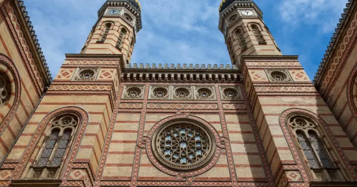Budapest Jewish Ghetto History Private Guided Walking Tour