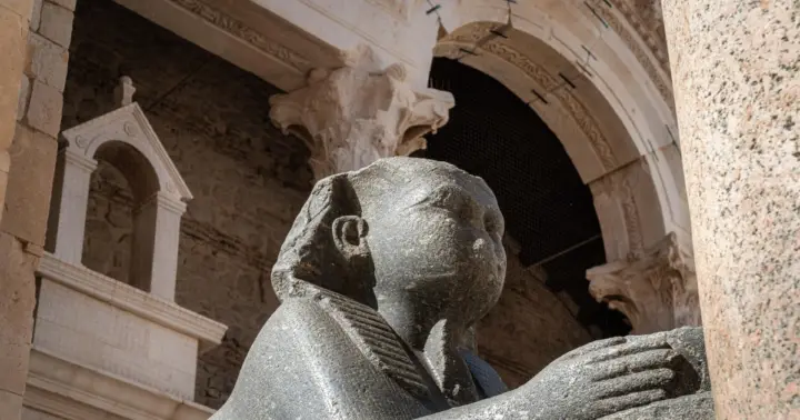 Split: Walking Tour Diocletian's Palace & Split