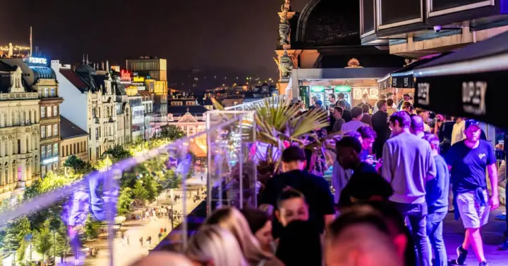 Prague: Duplex Boat Party and Afterparty at the Rooftop Club