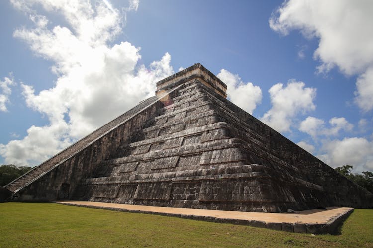 Chichen Itza expert guided tour with lunch