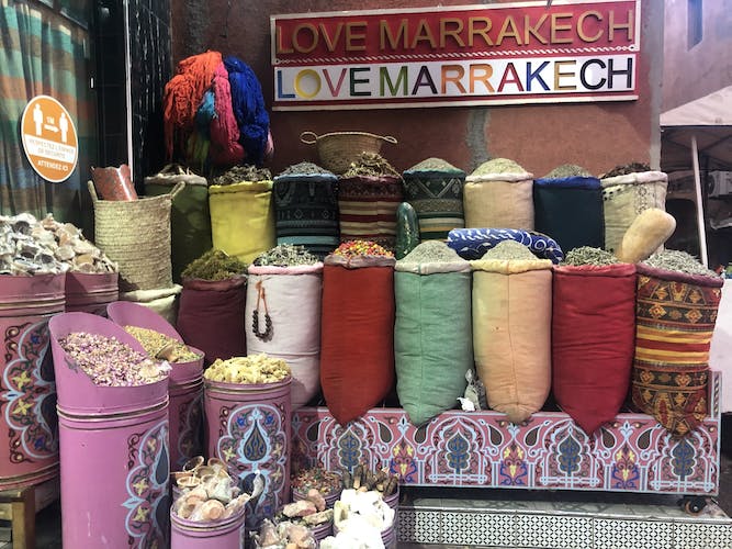 Visita guiada a los zocos y las tiendas de Marrakech