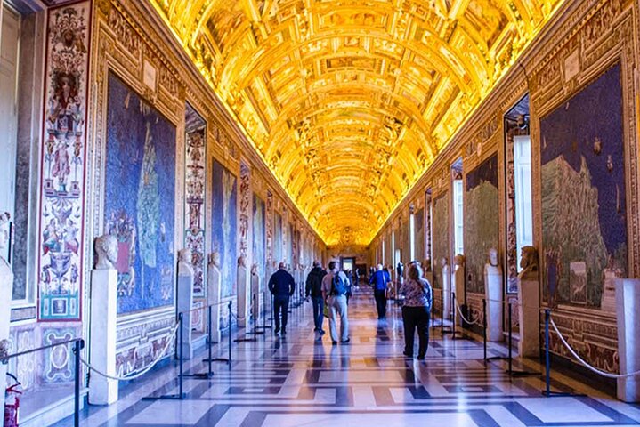 Visita guiada con acceso rápido a los Museos Vaticanos y la Capilla Sixtina