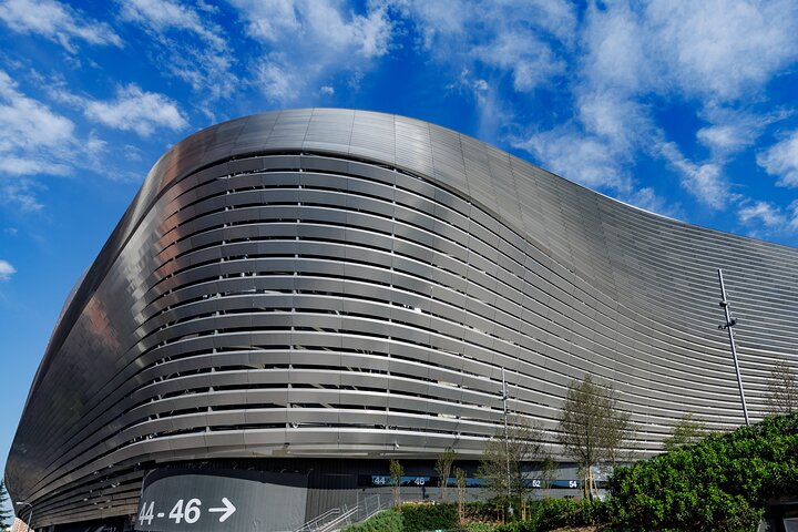 Visita guiada al estadio Bernabéu con mejora opcional de Megafan