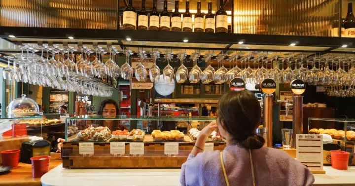 Bilbao Food Tour: Market, Pintxos and Wine