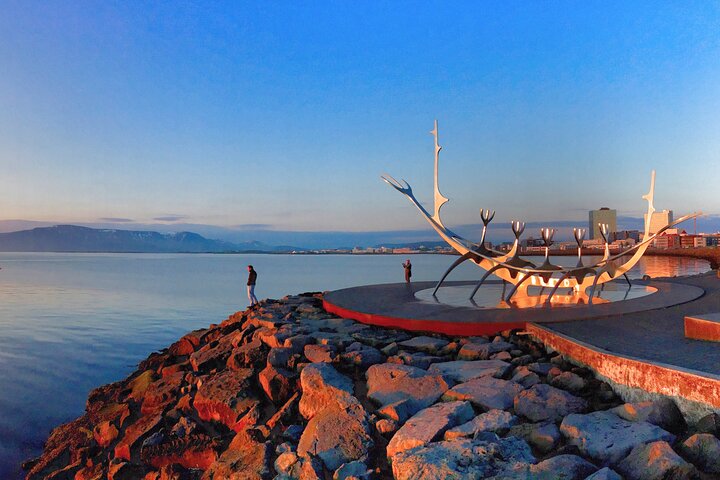 Surprise Walk of Reykjavik with a Local