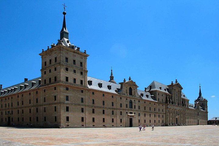 Tour a El Escorial y Valle de los Caídos desde Madrid, con visitas opcionales a Toledo o Madrid