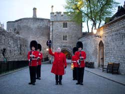 Windsor Castle & Tower of London Tour + Tickets