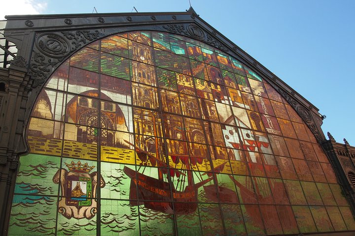 Paseo por la antigua medina malagueña