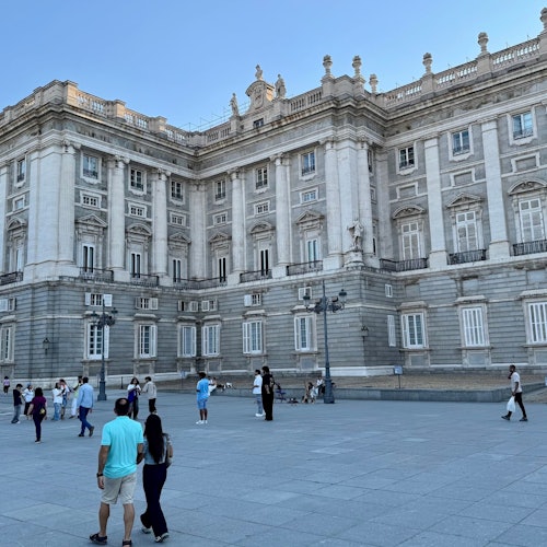 Royal Palace of Madrid: Fast Track Ticket + Guided Tour + Wine Tasting