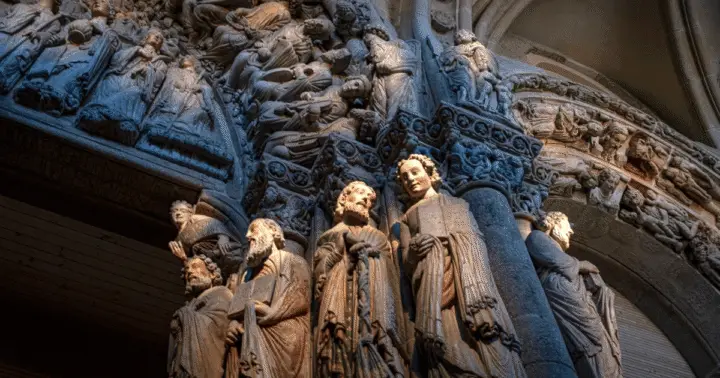 Tour por la catedral de Santiago con el Pórtico de la Gloria