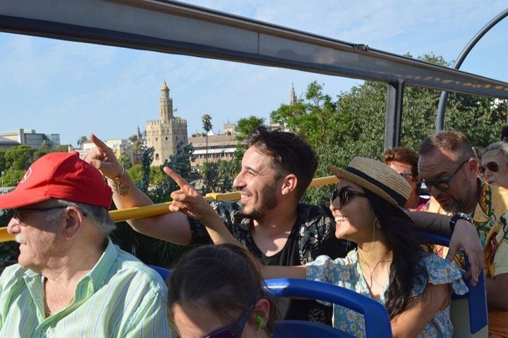 Recorrido en bus turístico por Sevilla