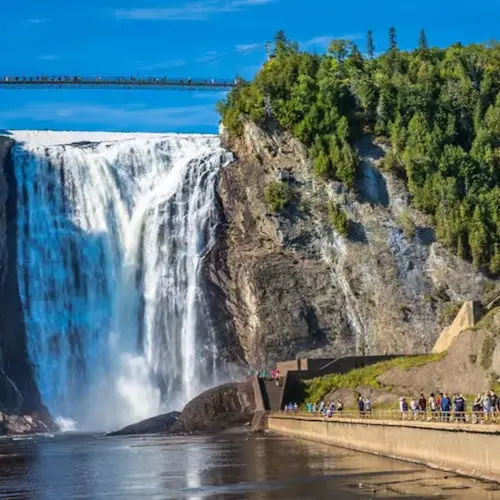 Parque de la Chute-Montmorency: Entrada + servicio de transporte de ida y vuelta desde el Viejo Quebec