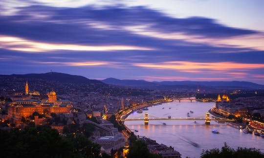 Crucero fluvial con cócteles por Budapest