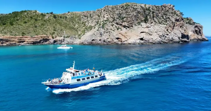 Can Picafort: Excursiones en barco por la costa norte de Mallorca