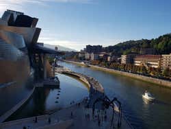 Visita guiada por el Museo Guggenheim Bilbao