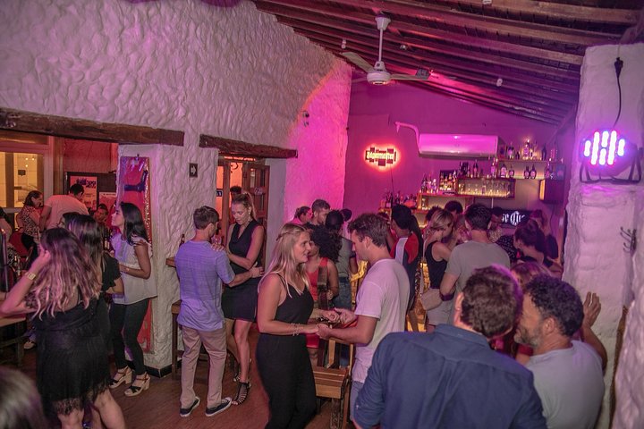 Tour de Salsa en Cartagena con Entrada al Café Havana
