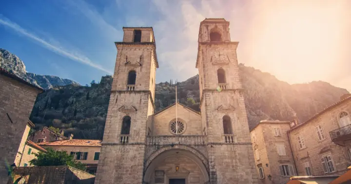 Kotor: Guided Walking Tour of the Old Town