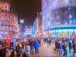 Paseo nocturno por el Londres actual