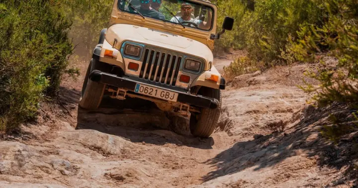 Cala Millor: ruta guiada en todoterreno con naturaleza, off-road y barbacoa (sin guía)