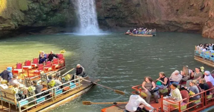 Marrakech: cascadas de Ouzoud, guía local y encuentro con monos