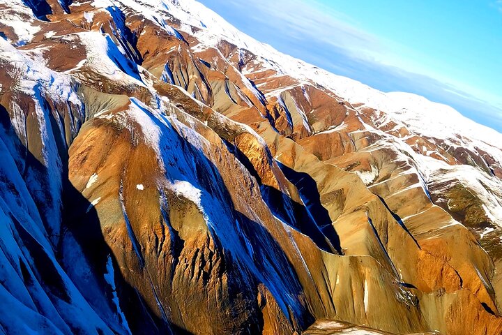 Landmarks from Above: Helicopter tour with 3 Landings