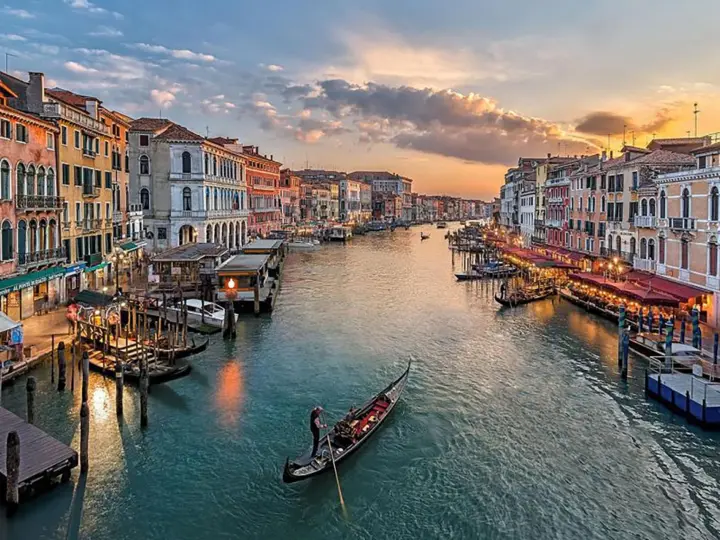 Morning in Venice: San Marco, Doge’s Palace & Gondola Ride