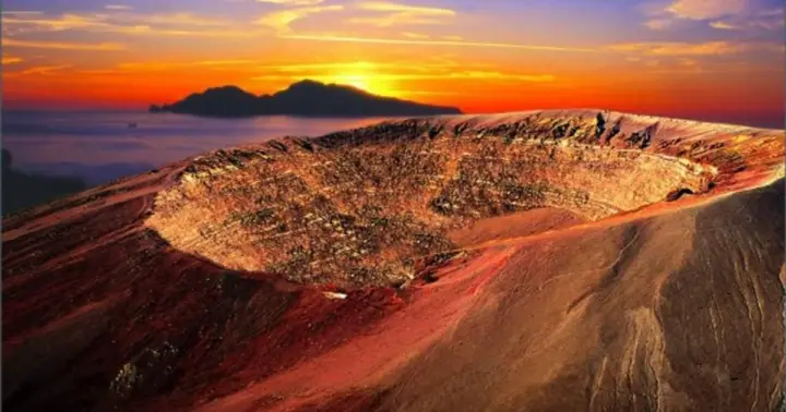 Pompeii: Vesuvius at Sunset