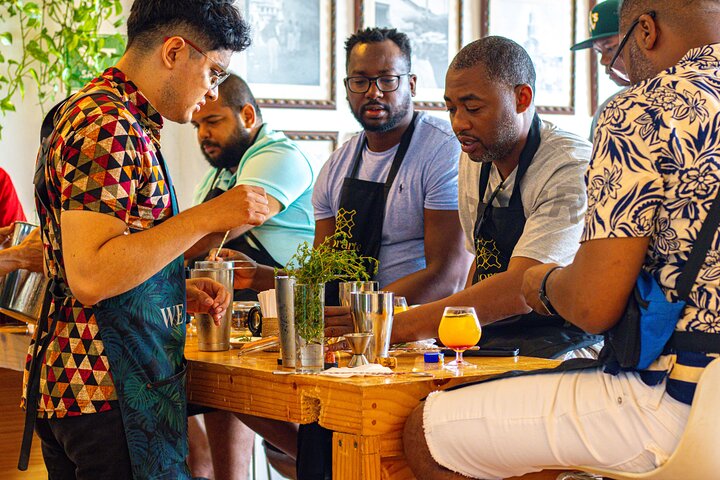 Taller de cócteles colombianos