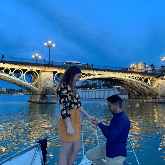 Sevilla: Romántico paseo en barco