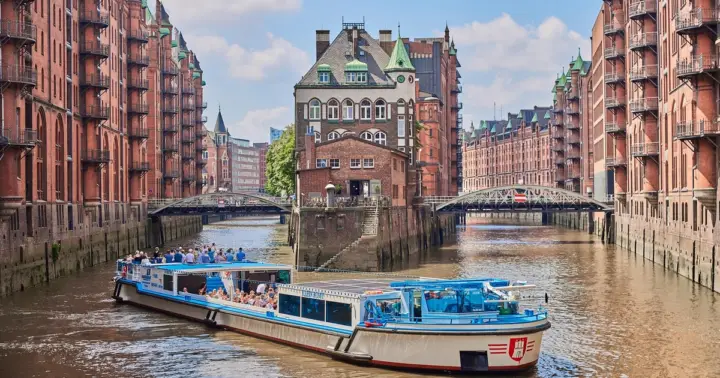 Hamburgo: crucero de 1,5 horas por el puerto y Speicherstadt