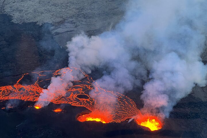 Iceland Volcanic Eruption Area Helicopter Tour from Reykjavík