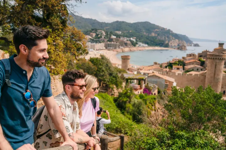 From Barcelona: Girona and Costa Brava Guided Tour