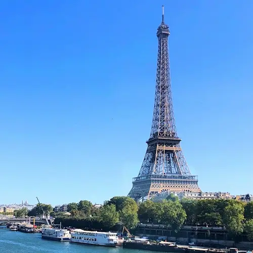 Torre Eiffel: Entrada reservada + Segundo nivel y Nivel superior opcional