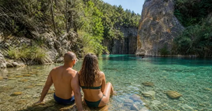 Valencia: excursión de 1 día a los baños termales y la cascada de Montanejos