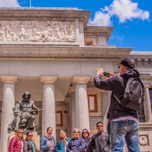 Madrid: Prado Museum Tour with Tapas