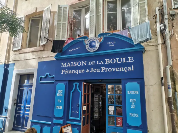 Marsella: Partida de petanca guiada con aperitivo local