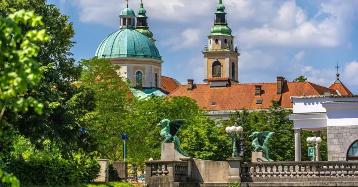 Ljubljana: Small-Group Morning Run with Guide by Sigismundi