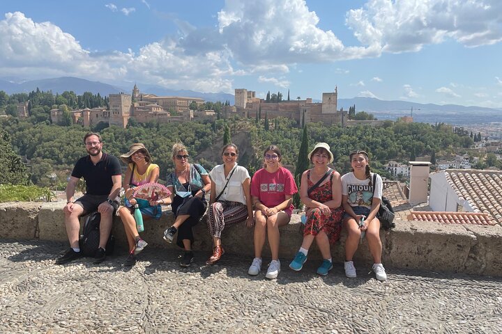 Excursión de un día a Granada : Palacios de la Alhambra & Nazaries desde Sevilla