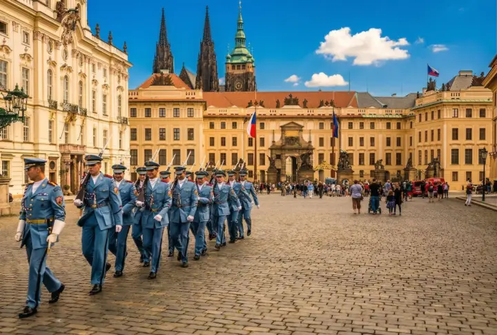 Praga: Visita de 1 hora al Castillo con ticket de entrada rápido